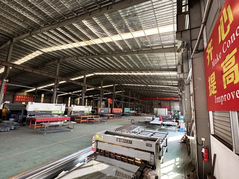 Zhejiang Huier Coating Environmental Protection Equipment Co., Ltd Produktionslinie des Herstellers