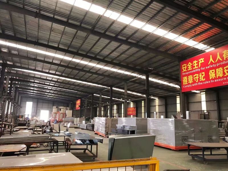 Zhejiang Huier Coating Environmental Protection Equipment Co., Ltd Produktionslinie des Herstellers