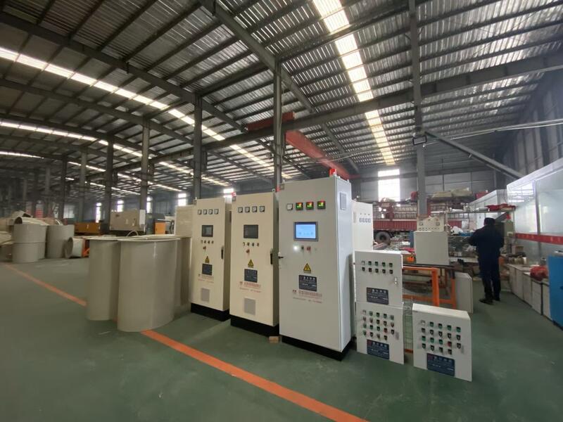 Zhejiang Huier Coating Environmental Protection Equipment Co., Ltd Produktionslinie des Herstellers